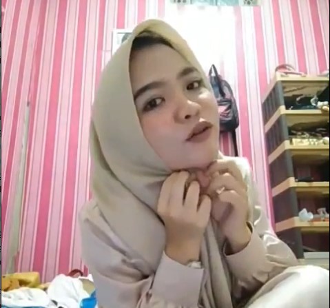 unboxing ukhti cantik